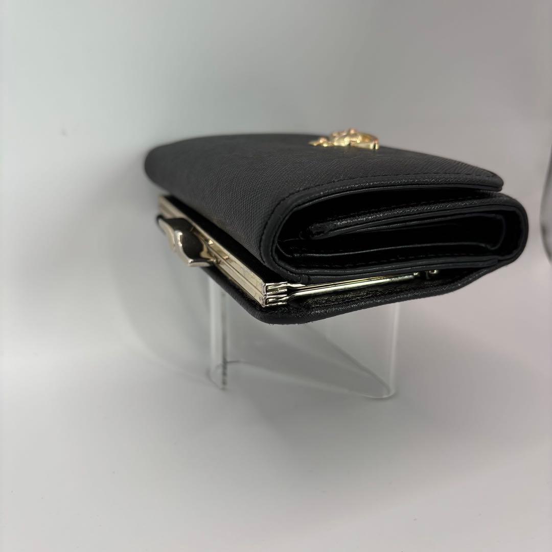 vivienne westwood 三つ折り財布　ブラック　がま口　ゴールド