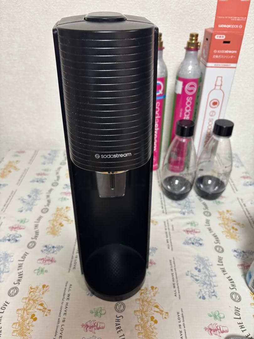 【美品・お得】ソーダストリーム　炭酸2本　ボトル3本
