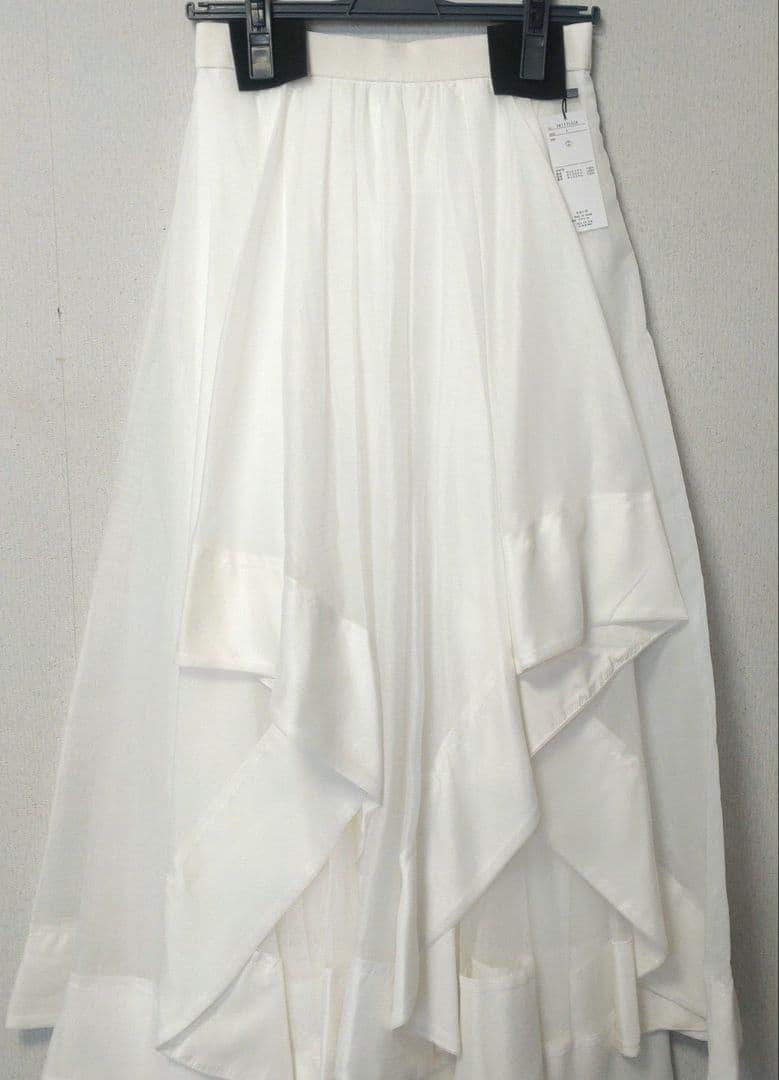 実物写真掲載 ♡大人気完売♡ ココディール ウェーブフレアオーガンジースカート