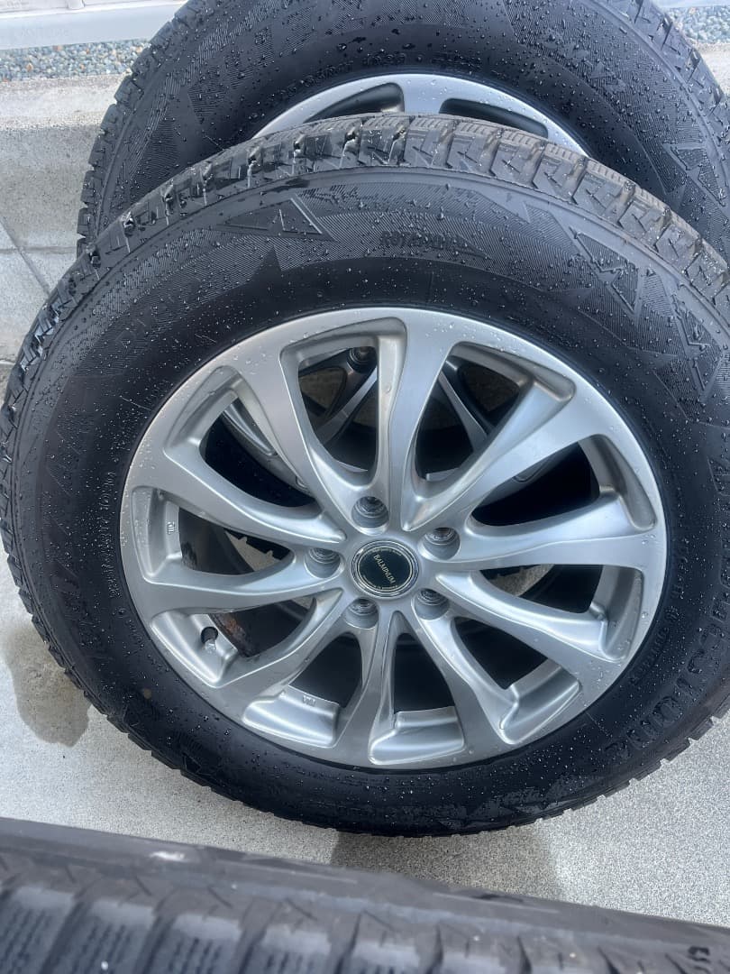 イカさん　専用　225/65R/17 ブリヂストン　ブリザック　　ＤＭ－Ｖ２