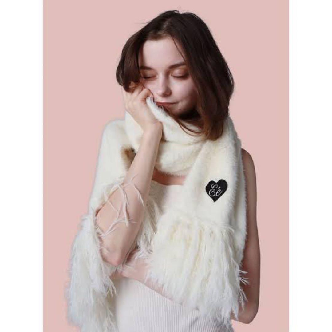 epine Éé mohair fringe muffler