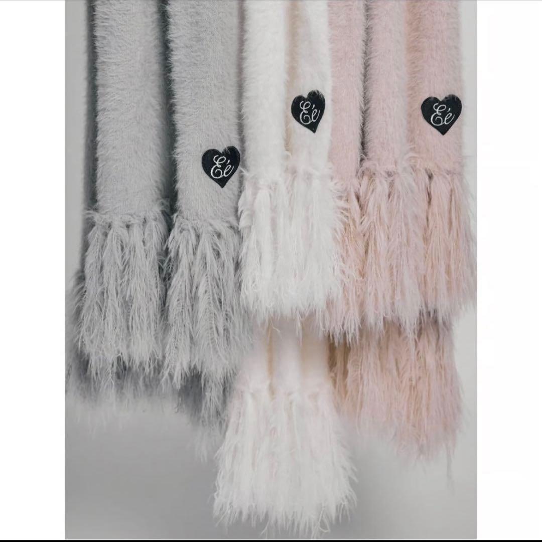 epine Éé mohair fringe muffler