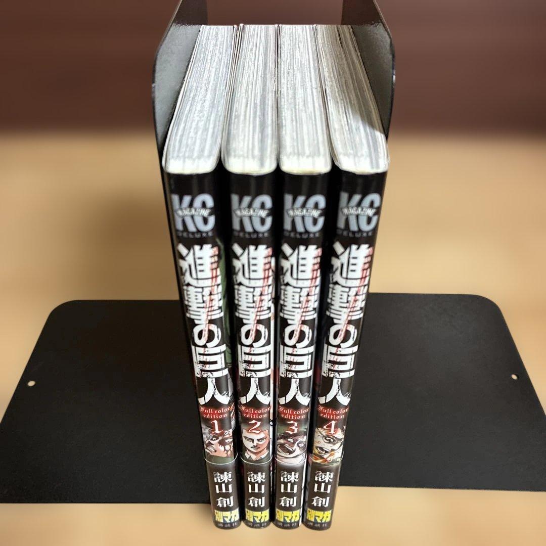 ほぼ初版　進撃の巨人　全巻　特装版　新品あり