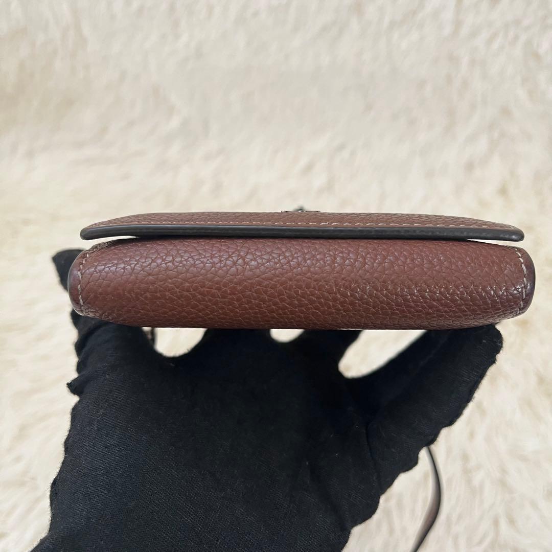 Burberry TBロゴ ショルダーウォレット 二つ折り財布 ブラウン