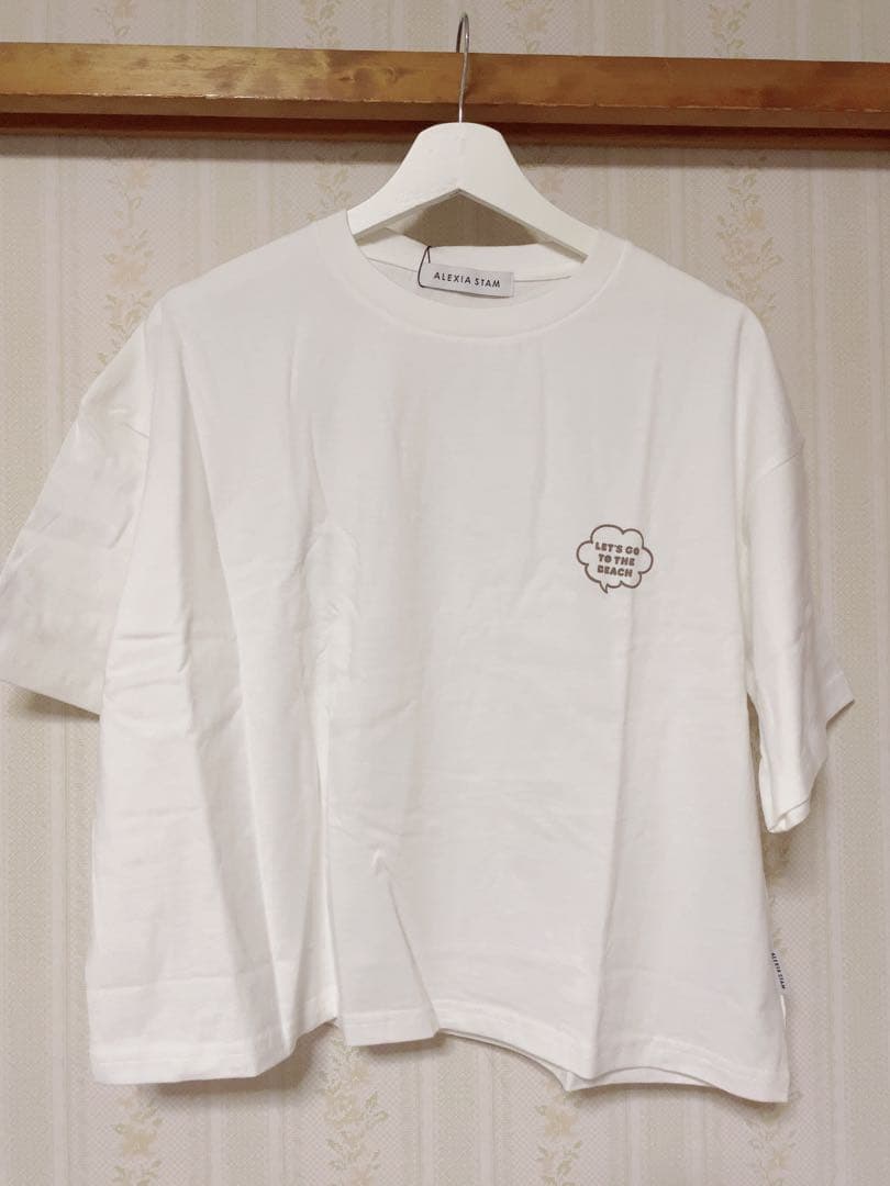ALEXIA STAM ハローキティ 半袖Tシャツ タグ付き•新品•未使用