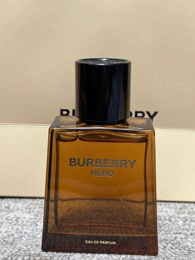 tt222　　　　　　　　　Burberry hero オードパルファム