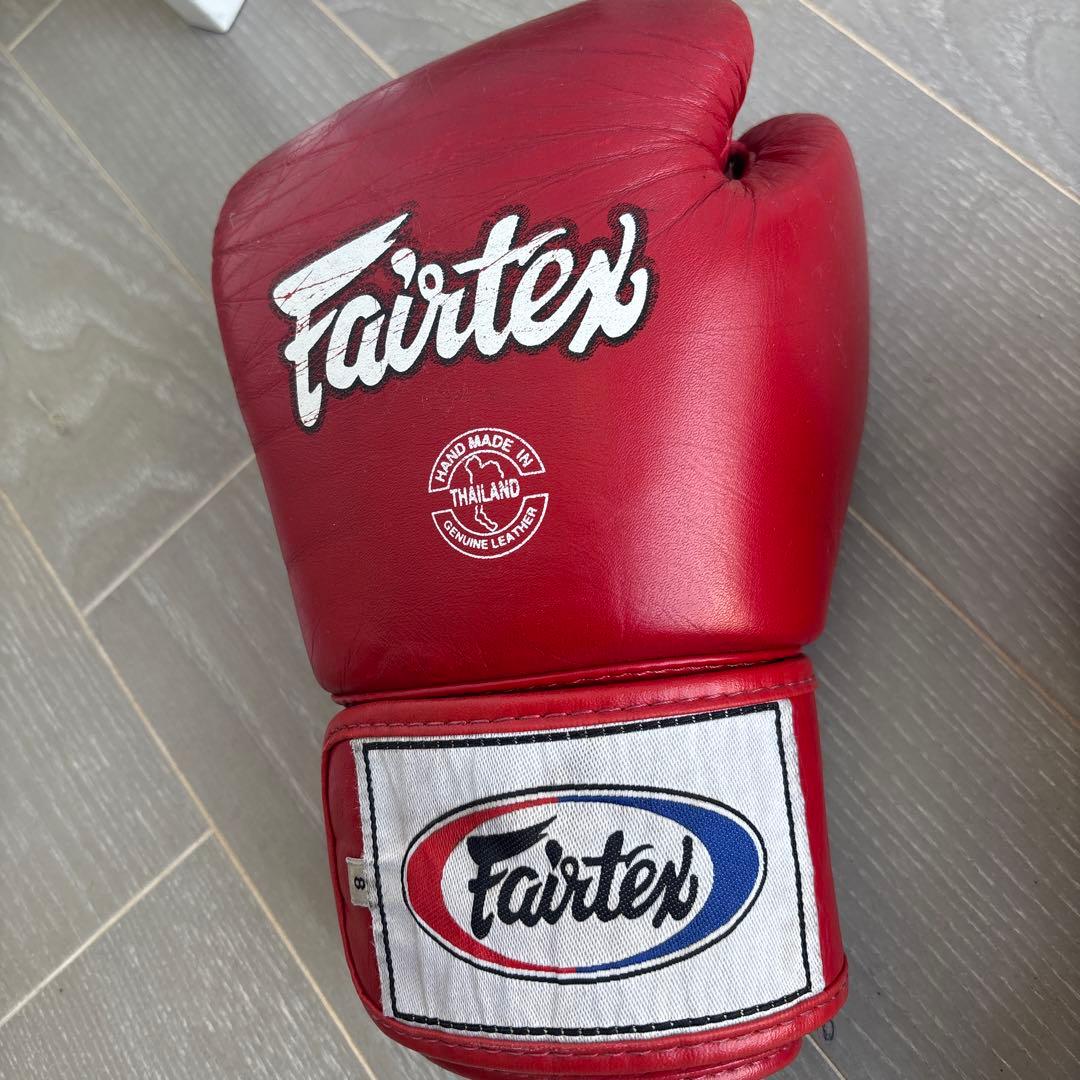 Fairtex ボクシンググローブ 赤