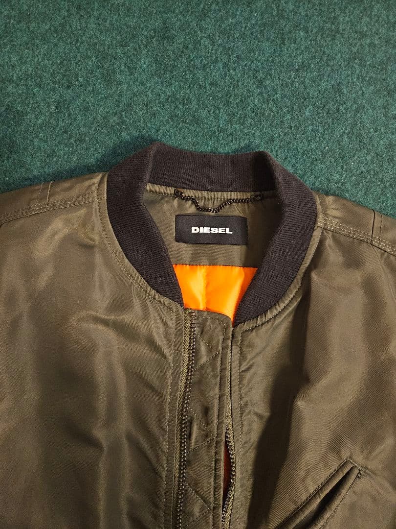 DIESEL ディーゼル MA-1 ボンバージャケット カーキ オレンジ裏地