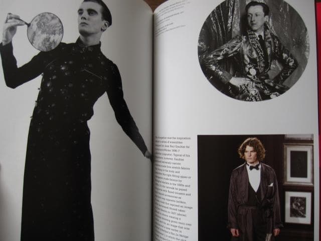 MEN IN SKIRTS　Andrew Bolton　男のスカート