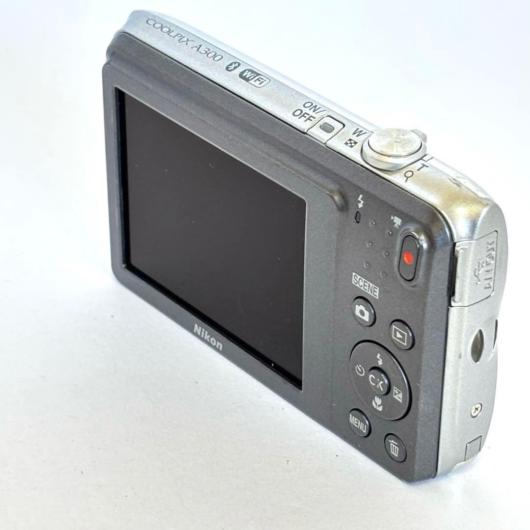 Nikon coolpix A300 ニコン　コンデジ　SDカード付