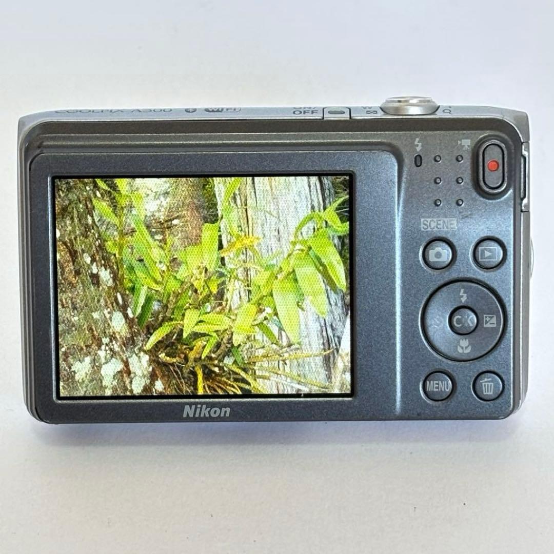 Nikon coolpix A300 ニコン　コンデジ　SDカード付