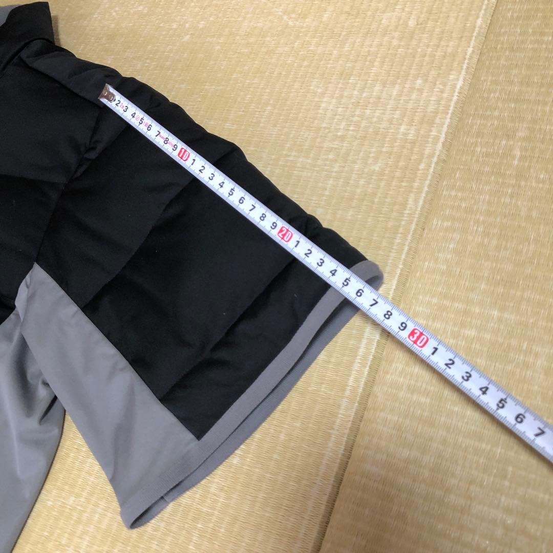 【adidas】ワンポイント　ダウンジャケット ウインドブレーカー　半袖　ベスト