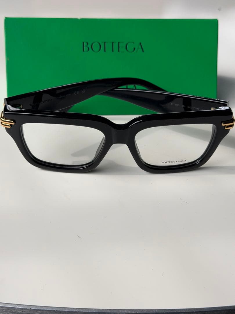Bottega Veneta ブラック サングラス