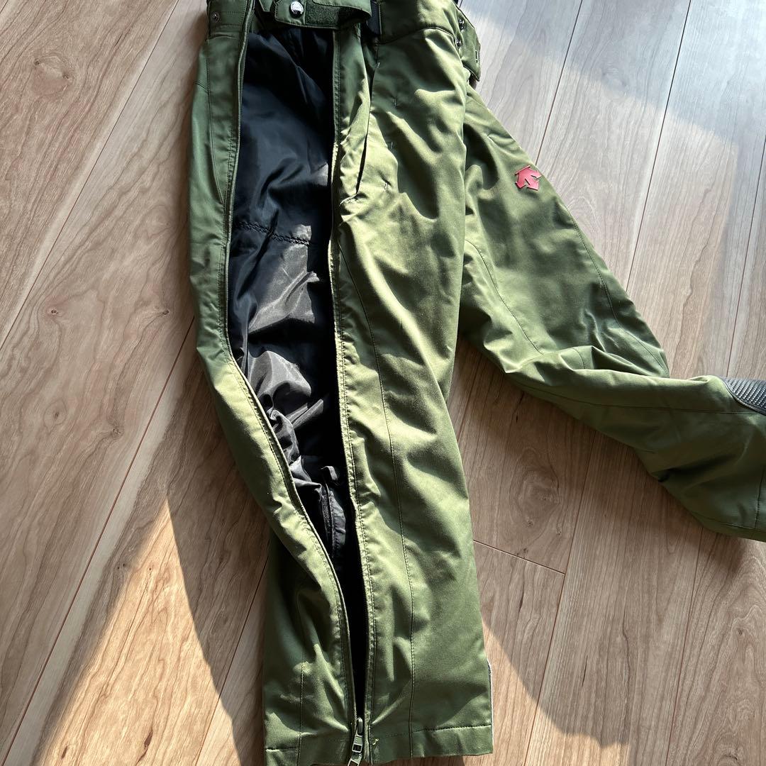 【DESCENTE】キッズスキーウェア（125~135cm）