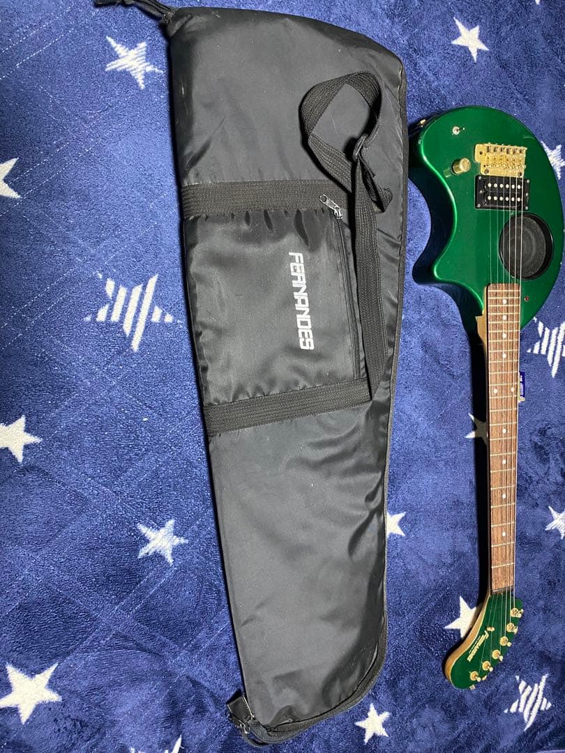 FERNANDES ZO-3 メタリックグリーン ソフトケース付き　中古