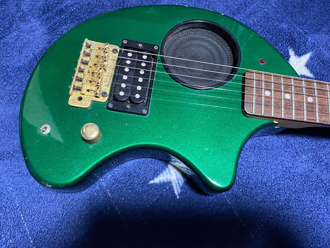 FERNANDES ZO-3 メタリックグリーン ソフトケース付き　中古