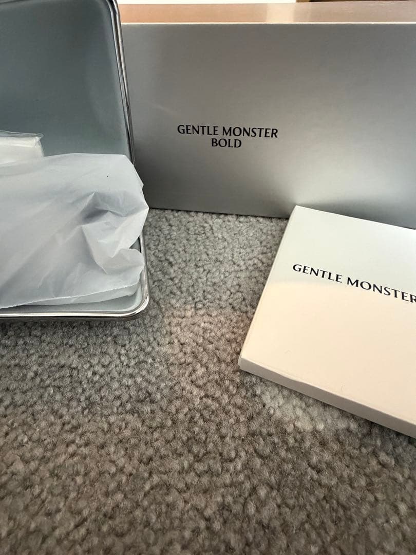 小物 GENTLE MONSTER FATA 01