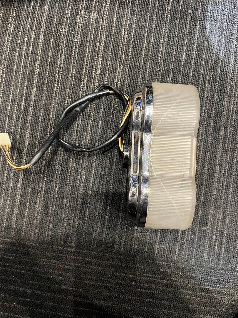 gt380テールランプASSY 金玉テール　1灯式