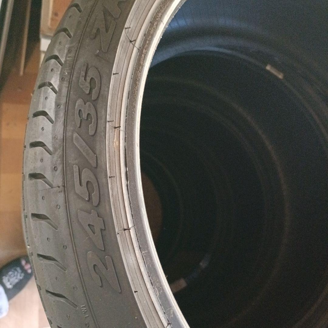 Pirelli 245/35 ZR20 サマータイヤ2本