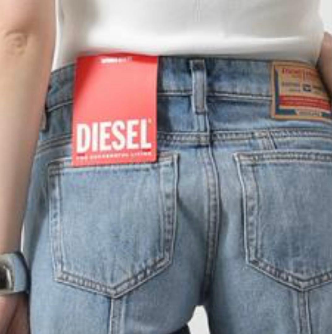 【新品　訳あり】ディーゼル　disel デニム　レディース　サイズ26 フレア