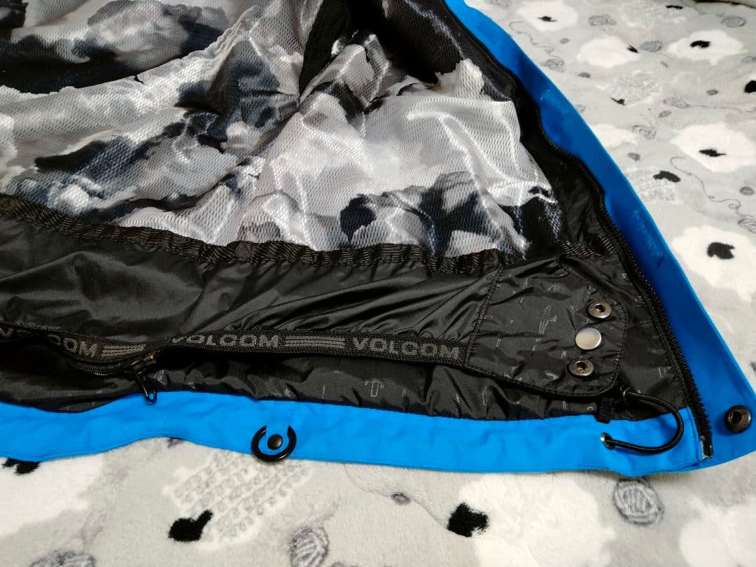 VOLCOM フード付きスノーボードウェア ジャケット スカイブルー Ｌサイズ