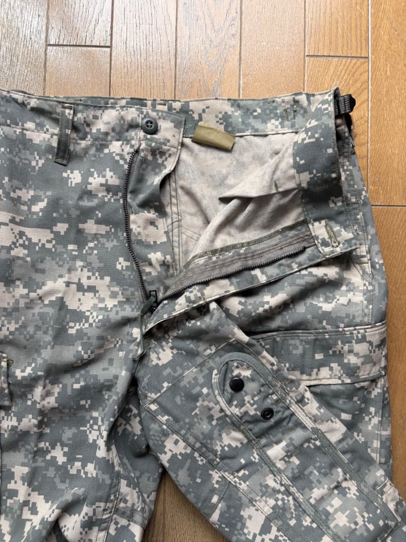 MEDIUM-REGULAR　米軍放出品　ACU エアクルートラウザーパンツ