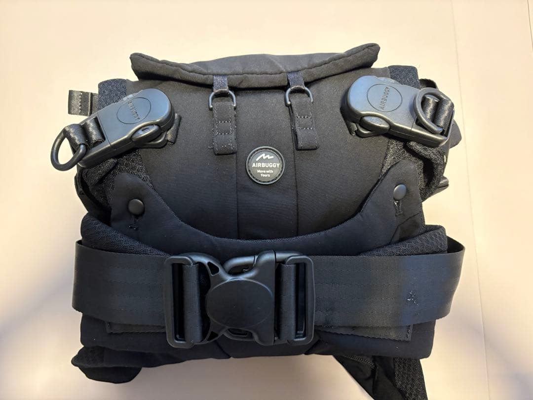 【美品】AIR BUGGYエアバギー 抱っこ紐 ブラック《説明書付き》