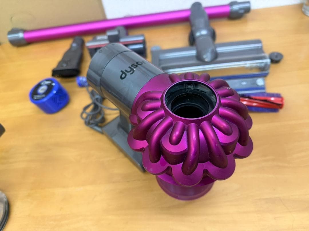 ダイソン V6 スティッククリーナー SV07 コードレス掃除機