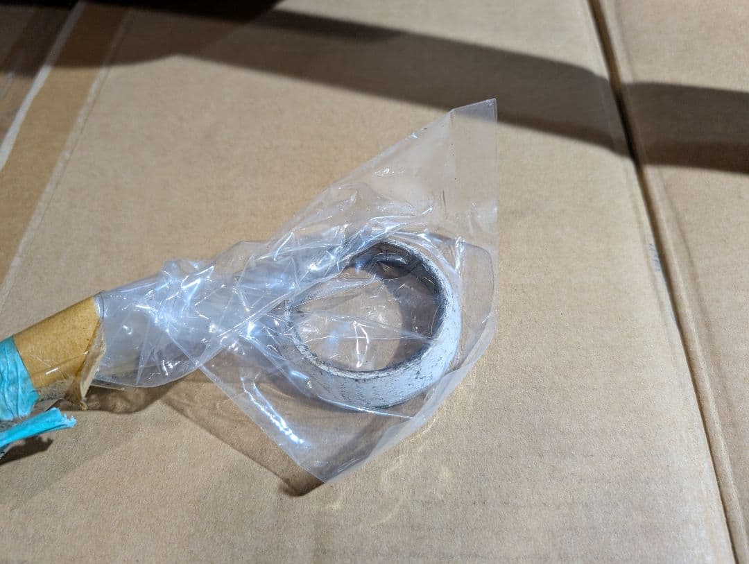 A。　HONDA　RVヴェゼル　純正マフラー　新古品