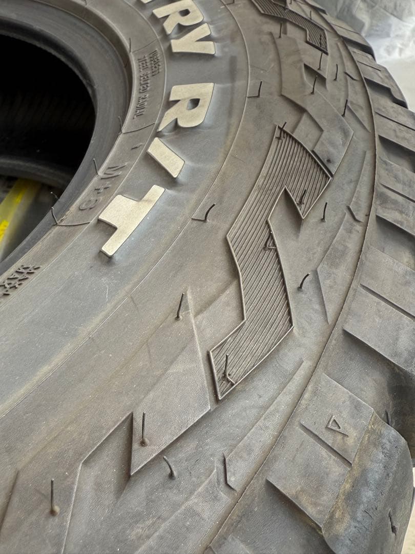 TOYO TIRES オープンカントリーRT 235/70R16 4本セット