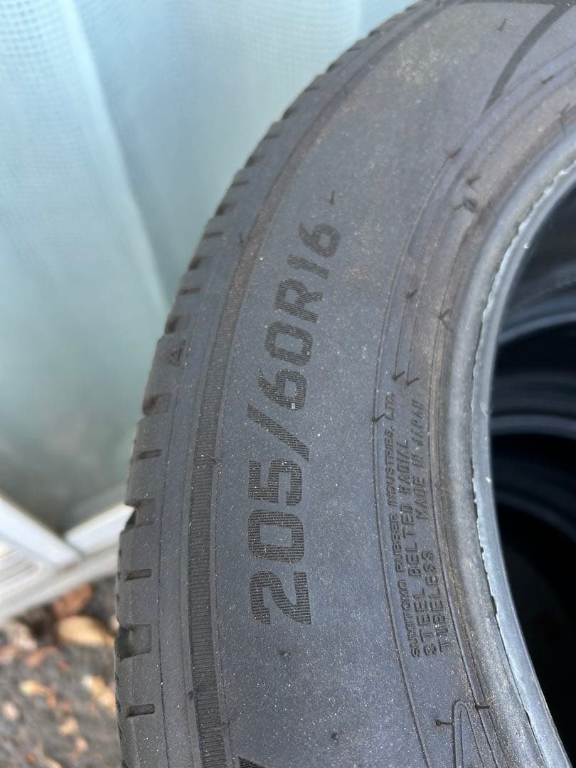 シンクロウェザー　205/60R16 4本