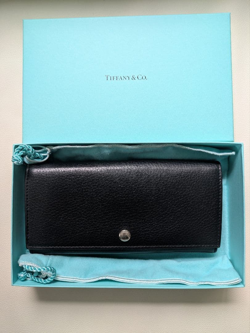 Tiffany & Co. ブラックレザー 二つ折り財布