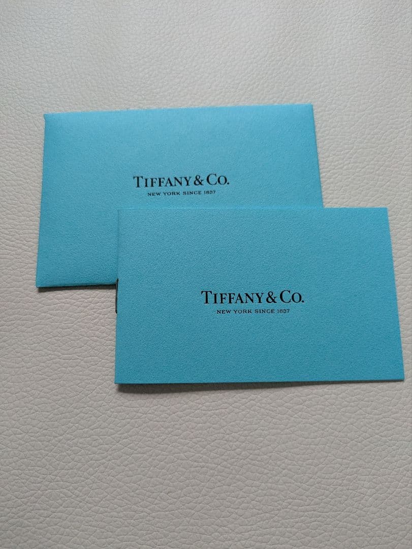 Tiffany & Co. ブラックレザー 二つ折り財布