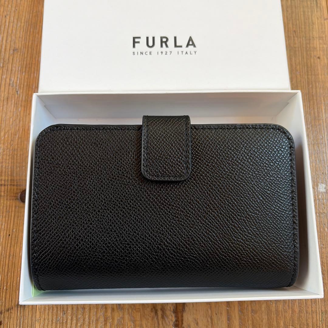 FURLA ブラック 二つ折り財布