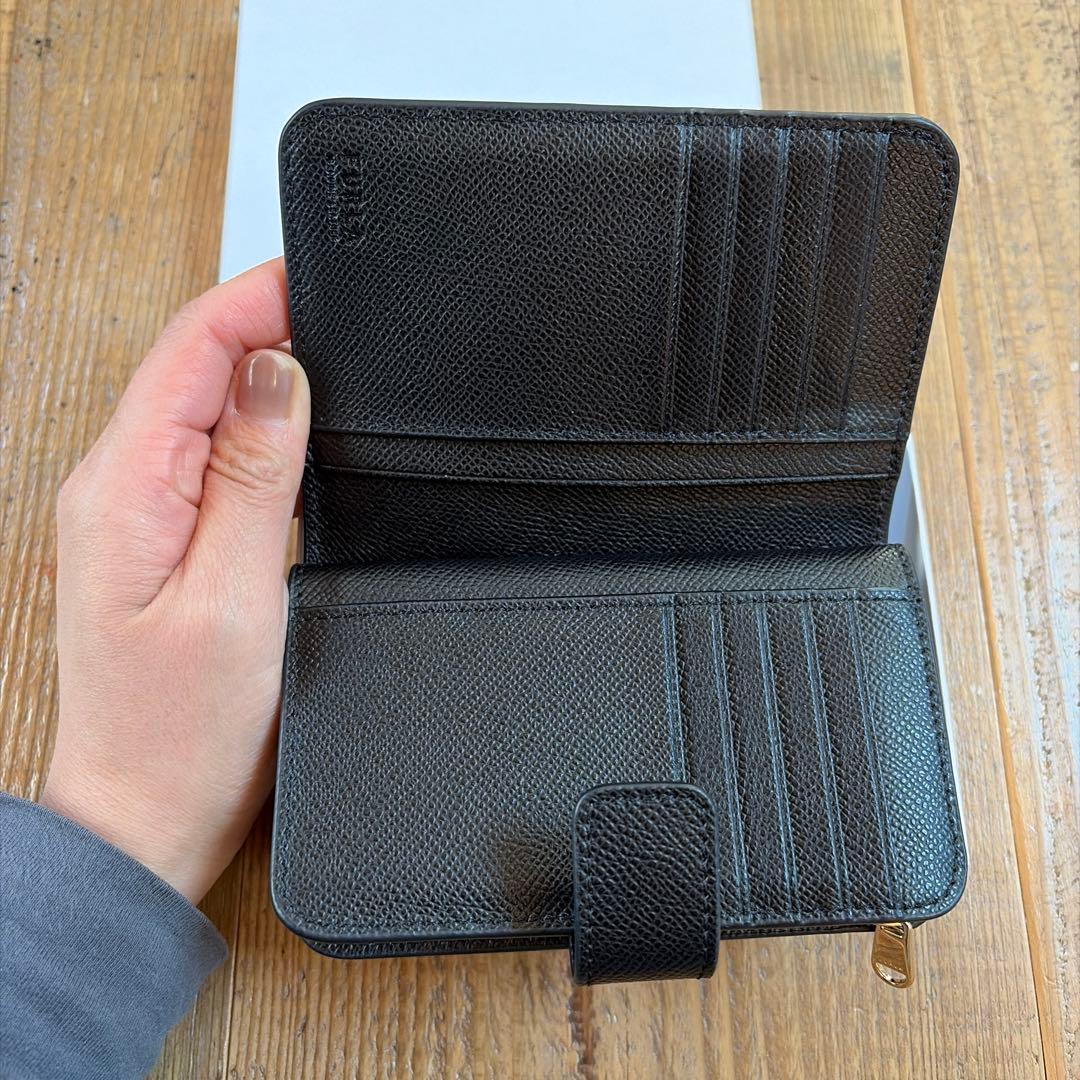 FURLA ブラック 二つ折り財布