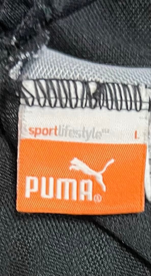 PUMA プージャ　セットアップ上下　刺繍ロゴ　ブラック　レッド　L〜Ｏ