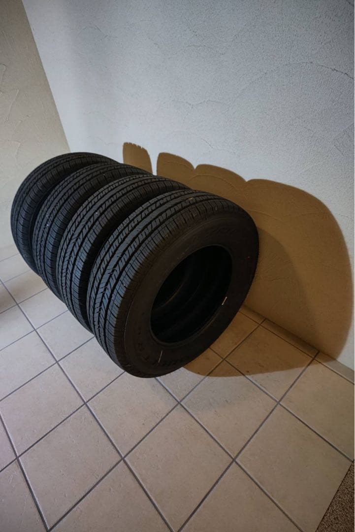 ブリヂストンDUELER H/T 685 255/70R18 113T