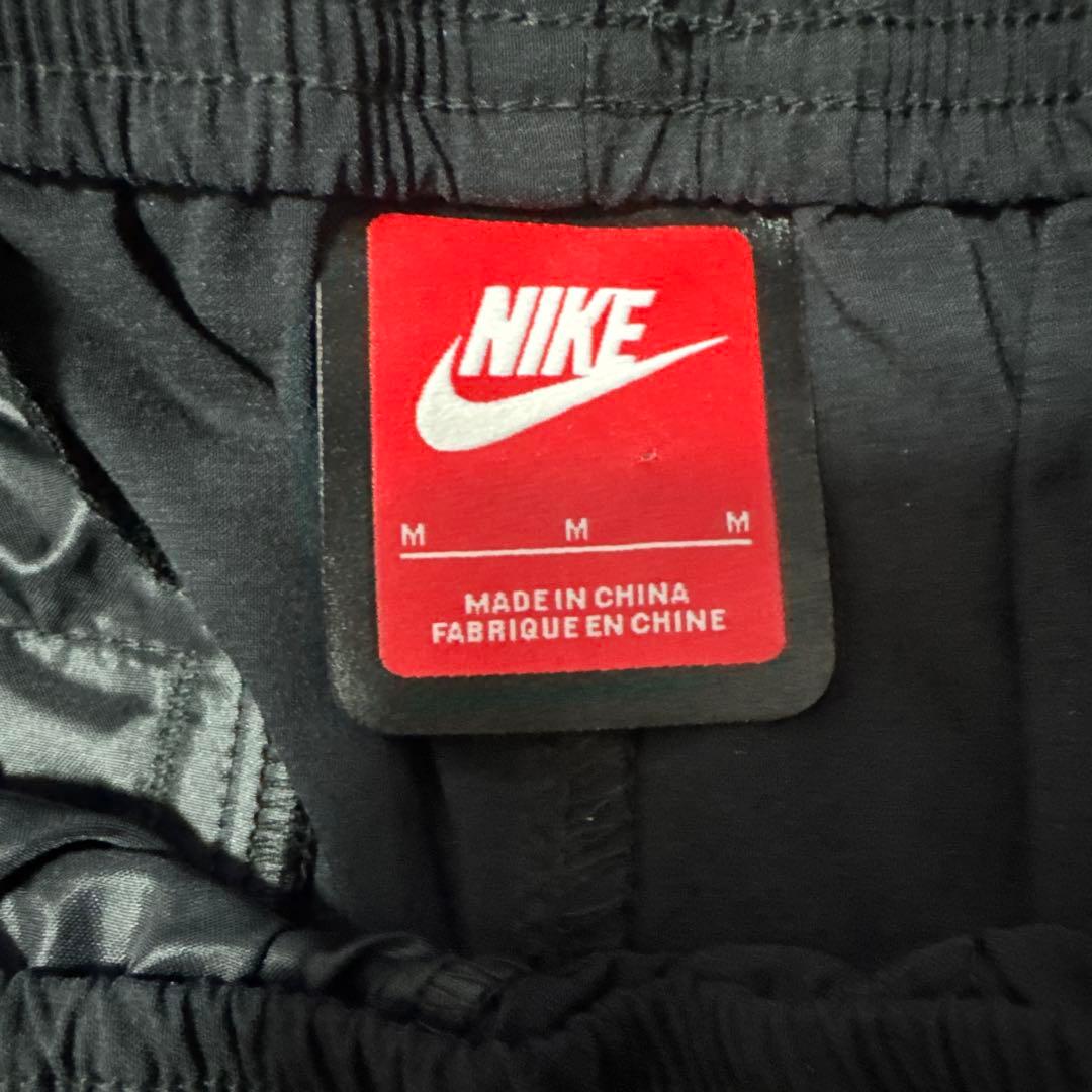 <新品> Nike ブラックパンツ テック　ジッパーポケット付き　M