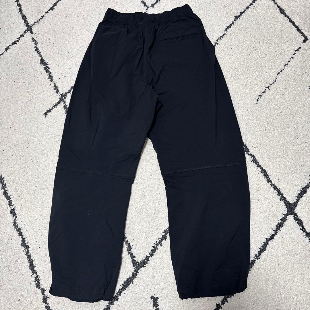 <新品> Nike ブラックパンツ テック　ジッパーポケット付き　M