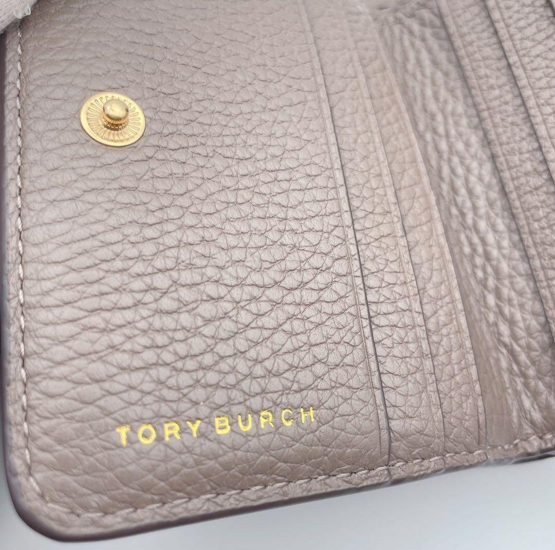 【美品】トリーバーチ 二つ折り財布 グレージュ