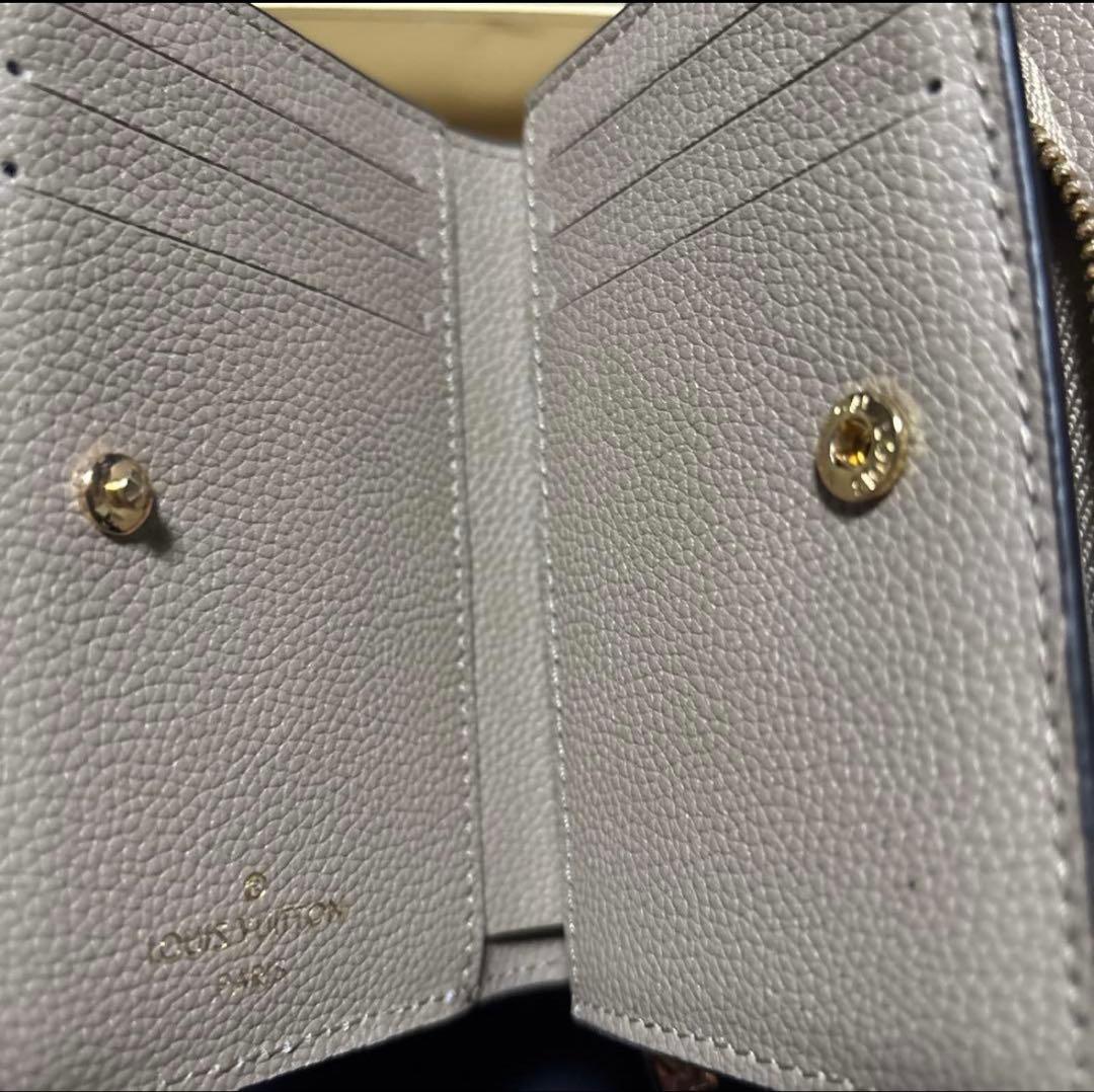 Louis Vuitton 二つ折り財布