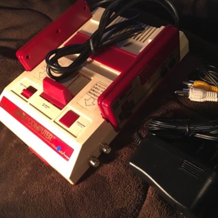 AVファミコン 本体セット AV仕様ファミコン RCAケーブル ACアダプター