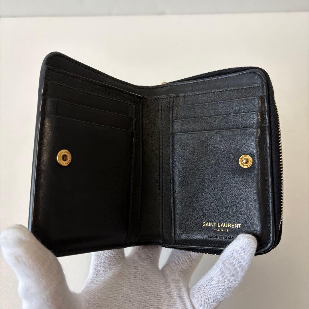 美品/現行✨サンローラン 二つ折り財布 カサンドラ ブラック レザー