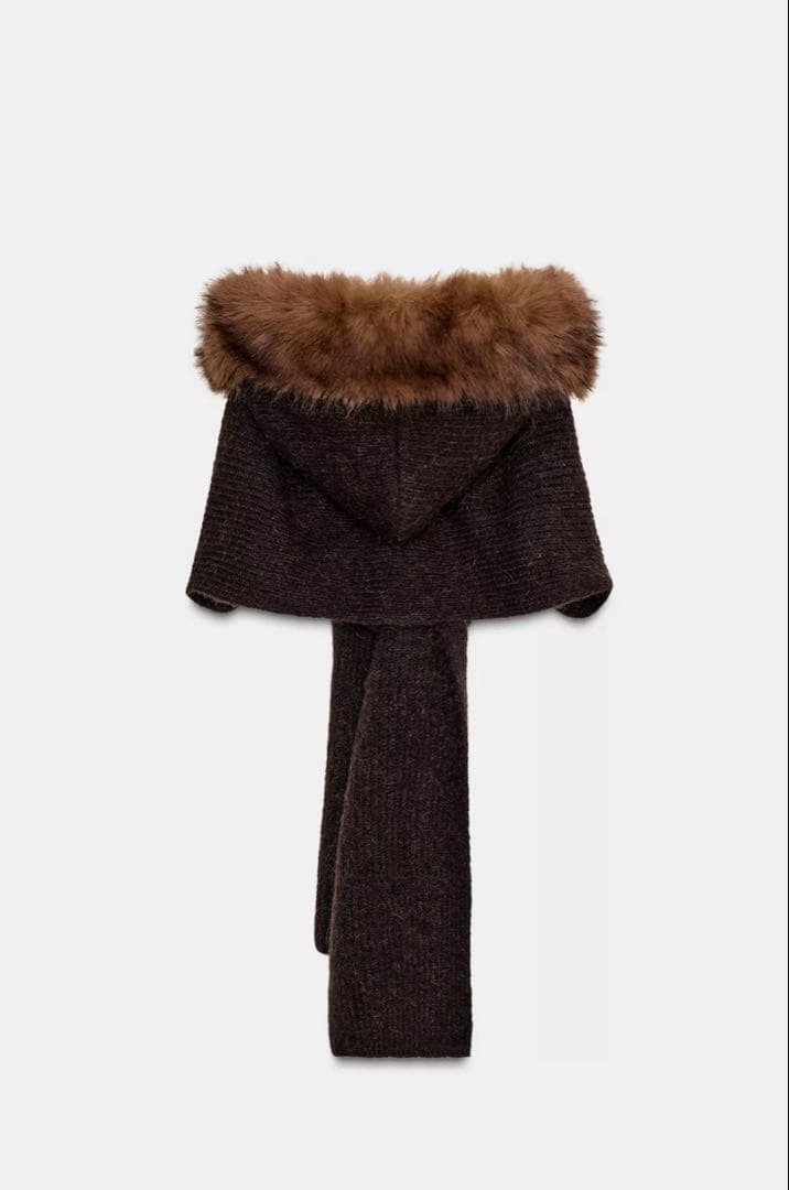 【ZARA】フェイクファーフーデッドスカーフ