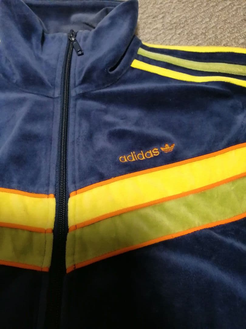 【松村北斗着用】adidas 00s ベロア トラックジャケット　Mサイズ