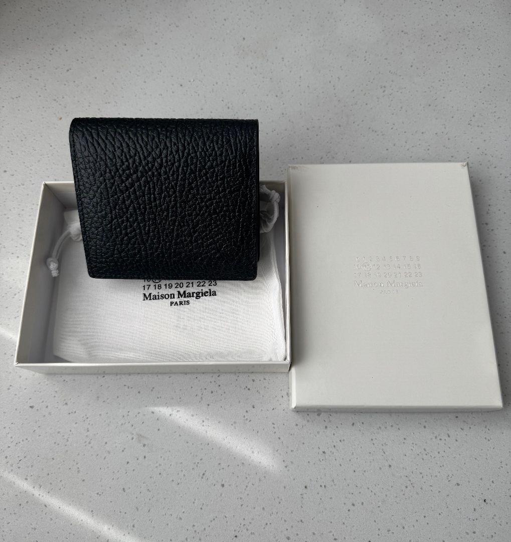 Maison Margiela ブラックレザー二つ折り財布