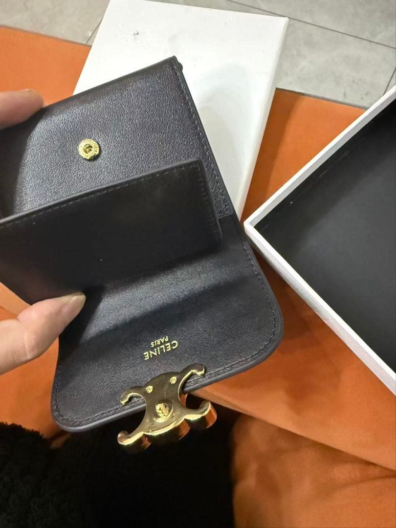 CELINE セリーヌ トリオンフ 真皮 三つ折り財布 ブラック