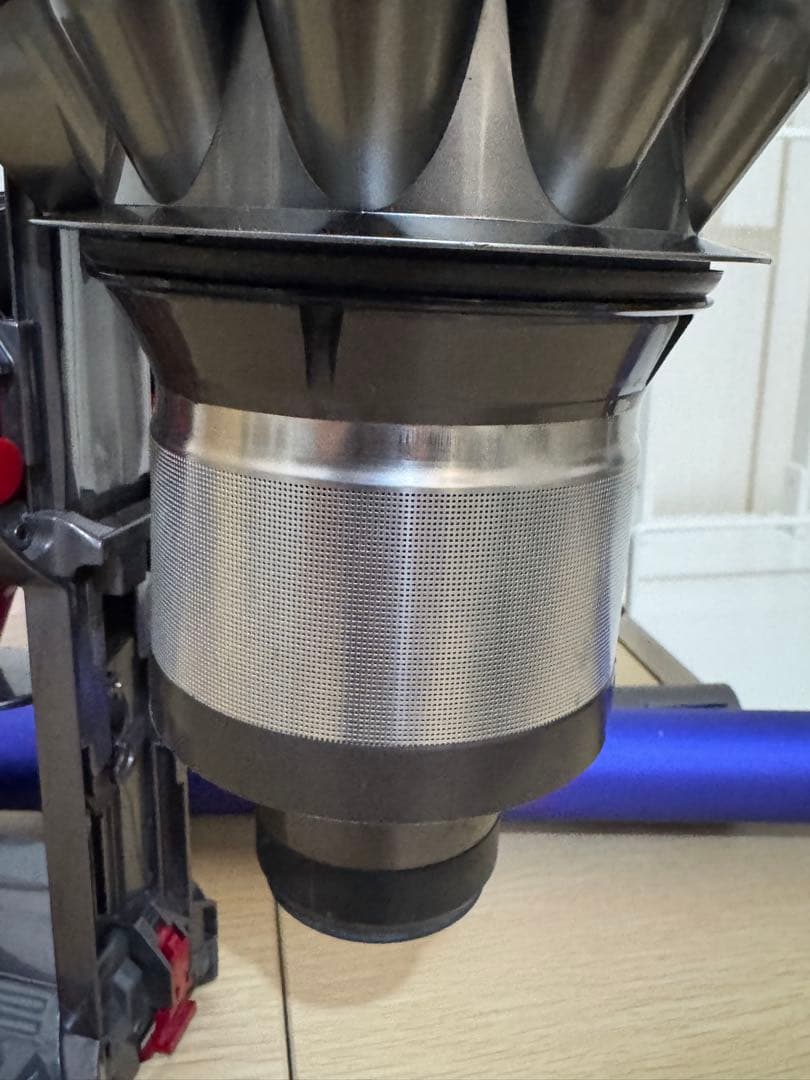Dyson V7 コードレススティッククリーナー 本体+クリーナースタンド