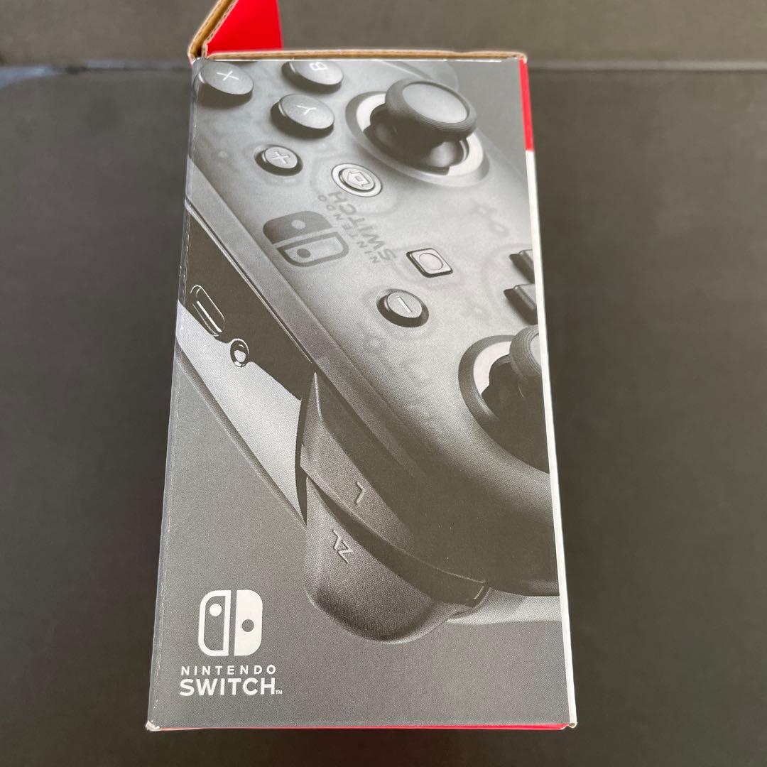 Nintendo Switchプロコントローラー