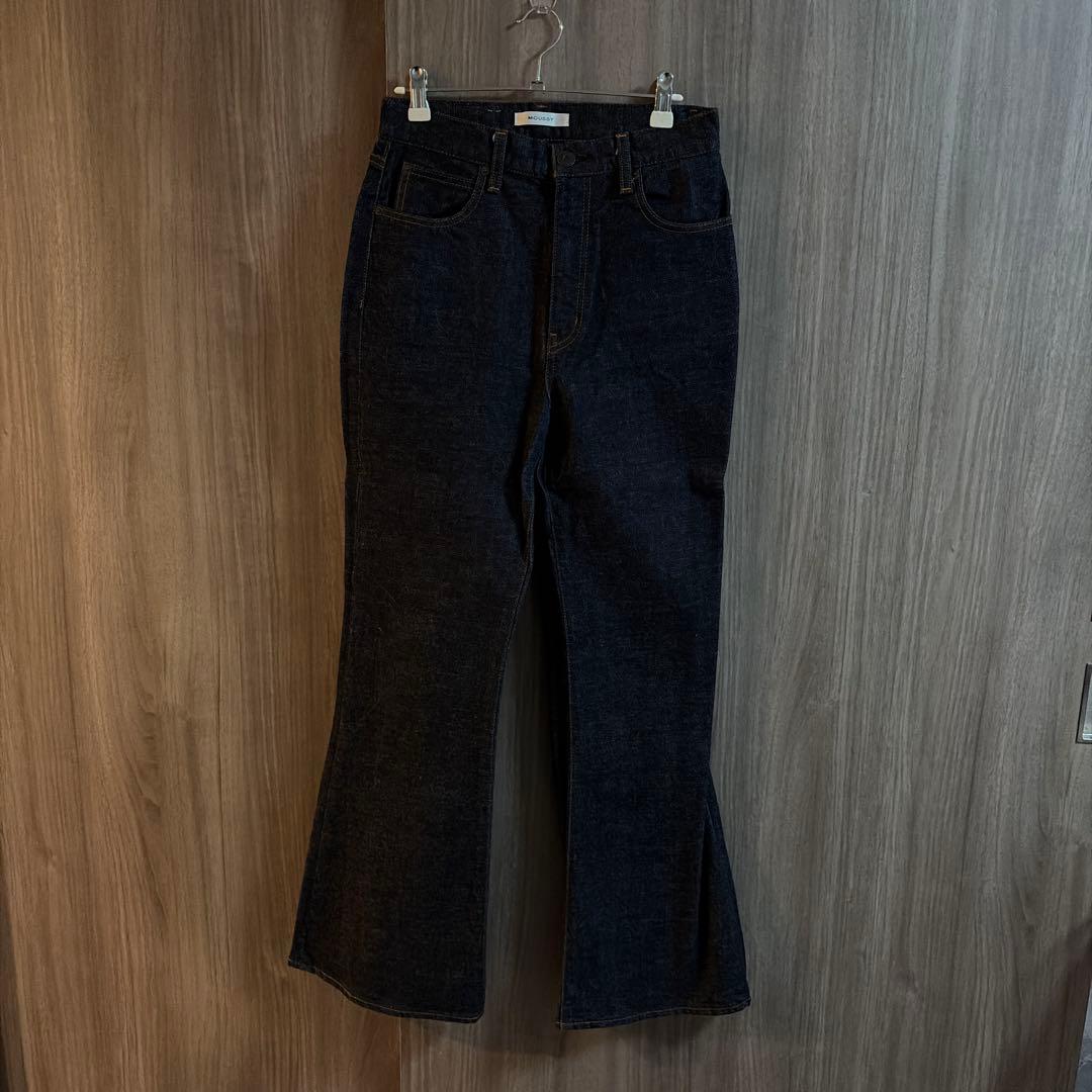 MOUSSY MVS FLARE 27インチ